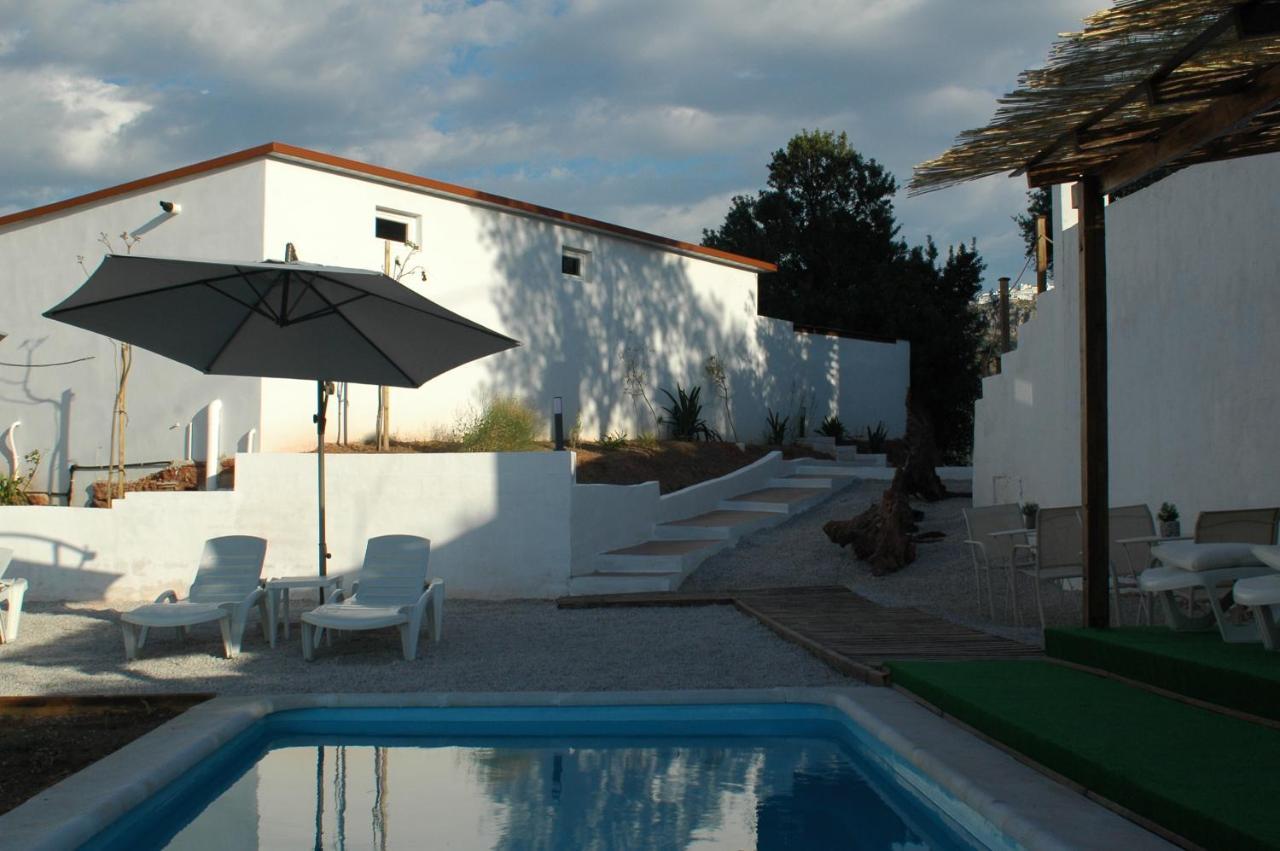 Jingtu Wellness & Spa B&B Comares Екстериор снимка
