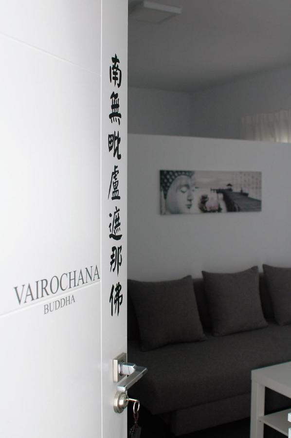 Jingtu Wellness & Spa B&B Comares Екстериор снимка